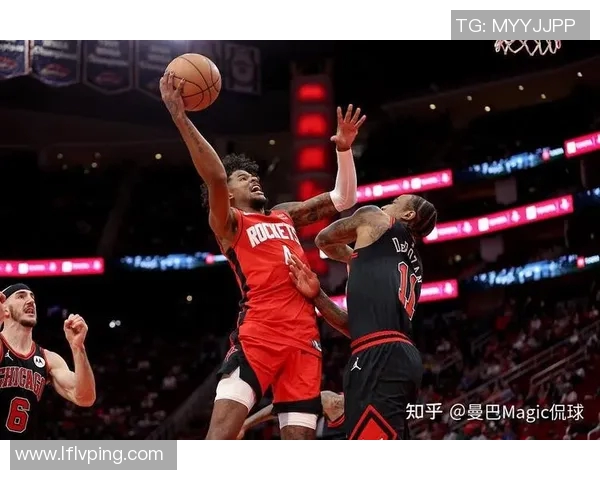 2018年火箭队与公牛队精彩对决全场录像回放及精彩瞬间分析