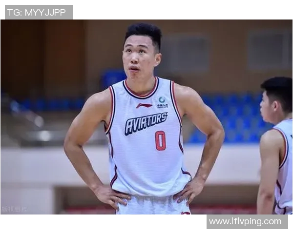 贺希宁:从篮球新星到职业生涯巅峰的奋斗历程与精彩瞬间 贺希宁:从篮球新星到职业生涯巅峰的奋斗历程与精彩瞬间